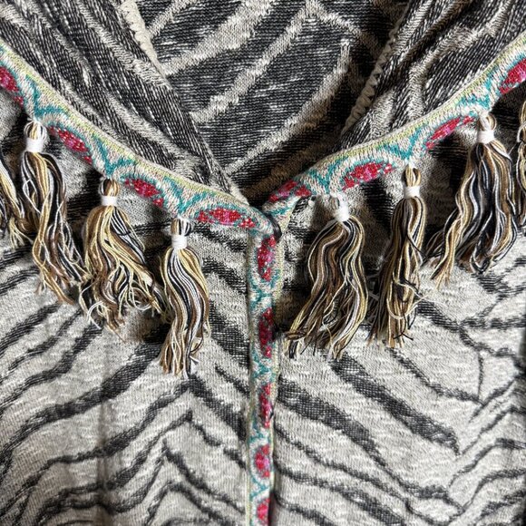 Soft Surroundings Zebra Print Fringe Knit Cardigan Sweater Women's Medium Shawl - Picture 6 of 13